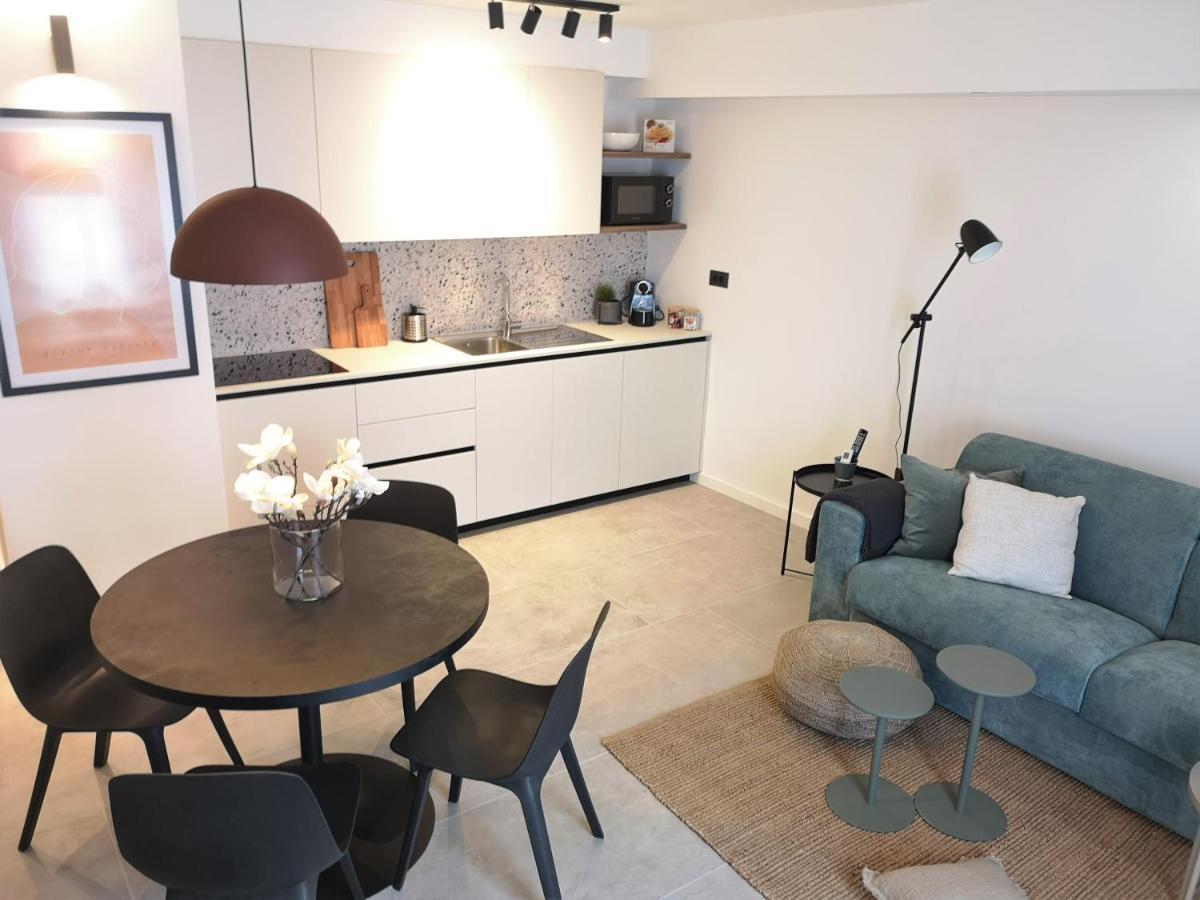 Modern And Cozy Apartments Salt & Pepper In Heart Of ロヴィニ エクステリア 写真