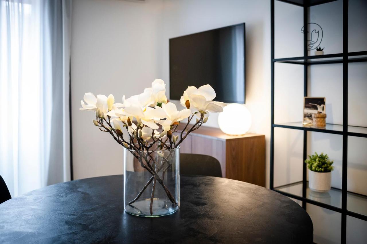 Modern And Cozy Apartments Salt & Pepper In Heart Of ロヴィニ エクステリア 写真