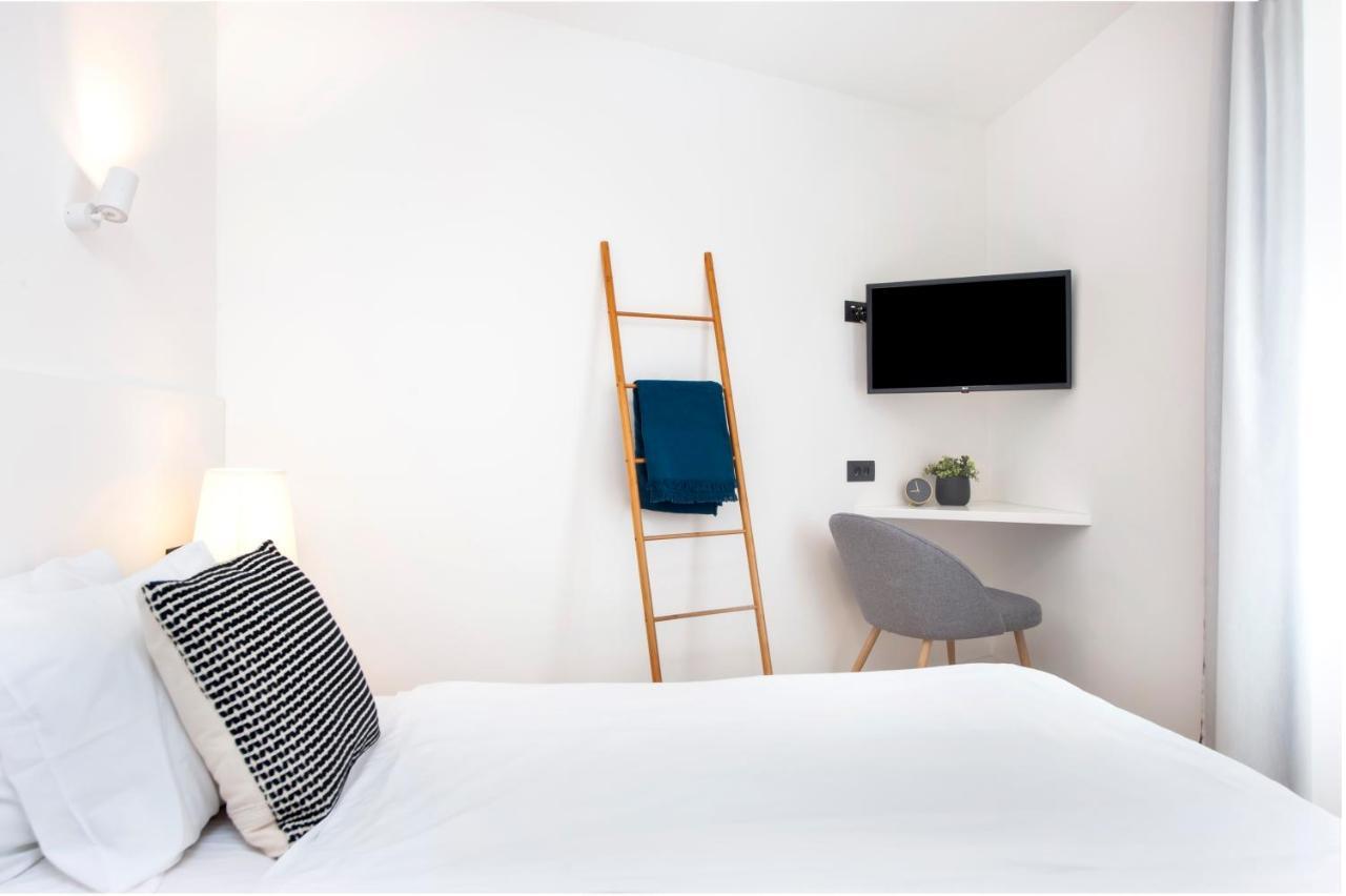 Modern And Cozy Apartments Salt & Pepper In Heart Of ロヴィニ エクステリア 写真