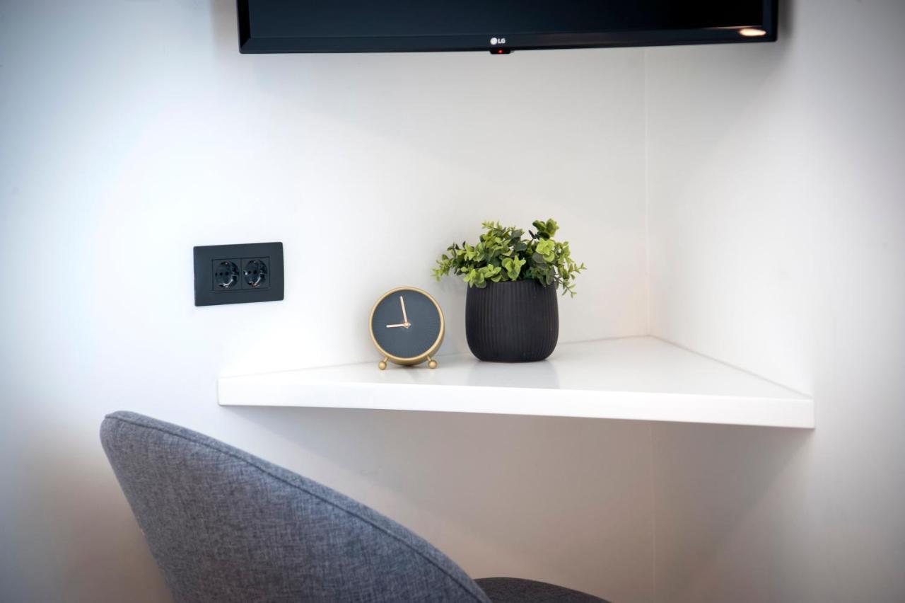 Modern And Cozy Apartments Salt & Pepper In Heart Of ロヴィニ エクステリア 写真